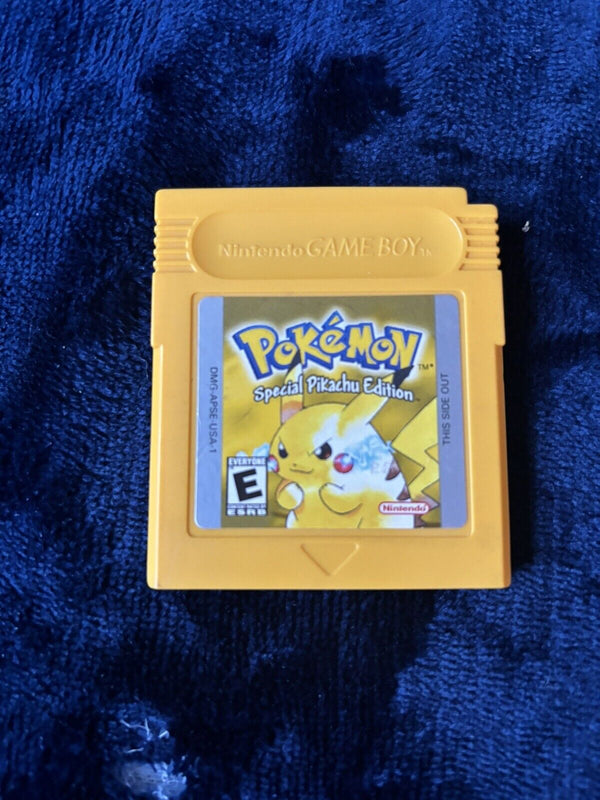 USED *****Pokémon Yellow Version Special Pikachu Edition Nintendo Game Boy 1999